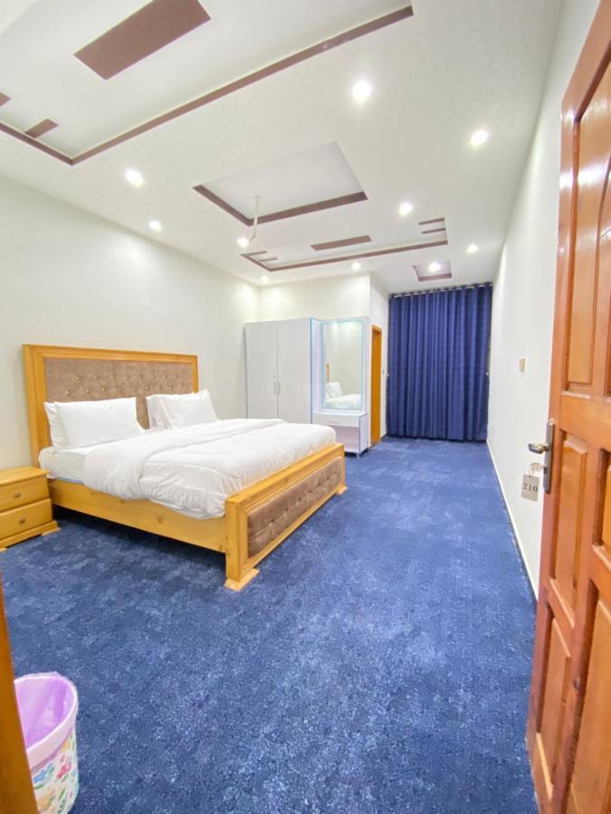 River Garden Hotel And Resort Naran Ngoại thất bức ảnh